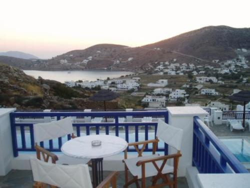 Rita'S Place Hotel Ίος Εξωτερικό φωτογραφία