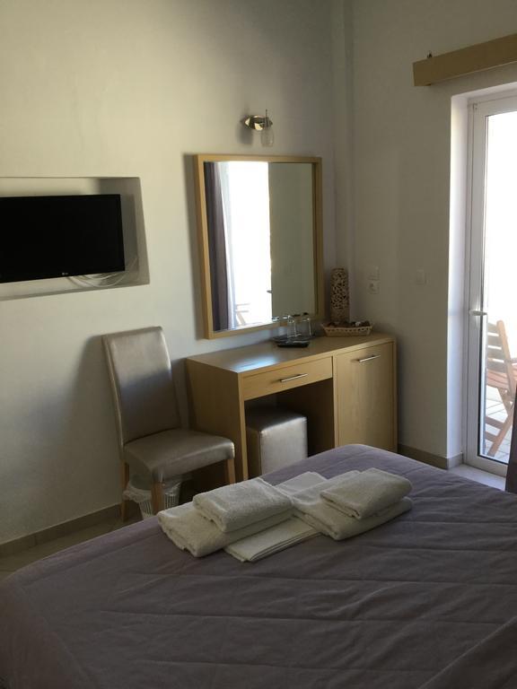 Rita'S Place Hotel Ίος Εξωτερικό φωτογραφία